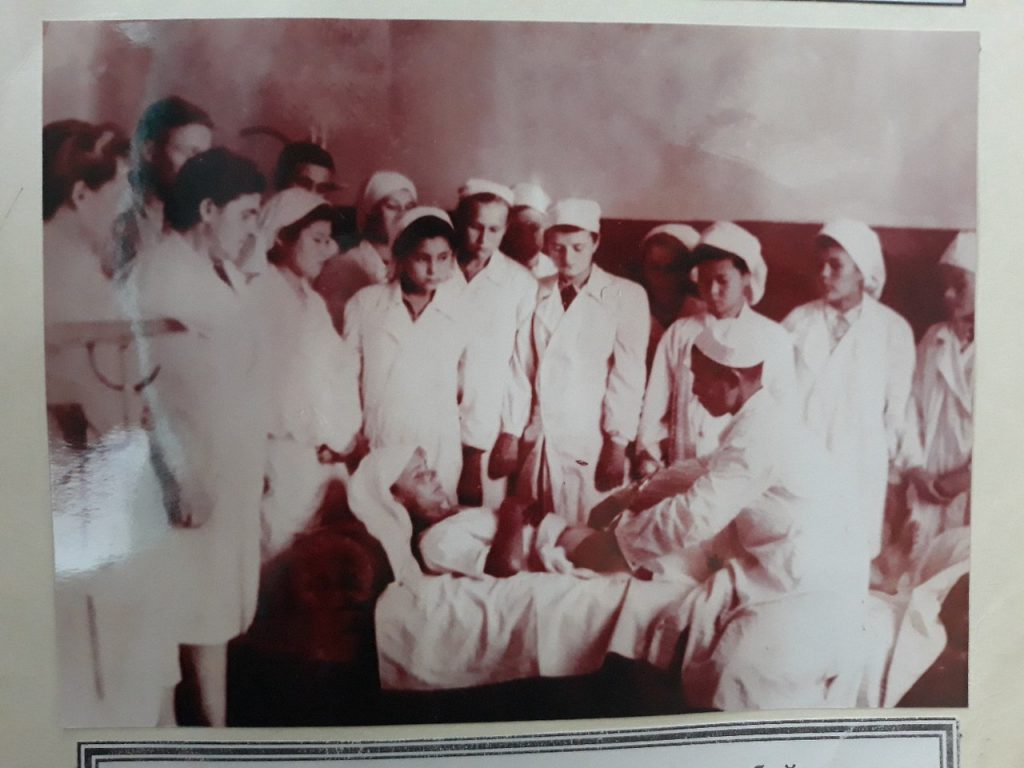 C:\Users\Пользователь\Desktop\тарих колледж фото\bjZctXsUzlg.jpg