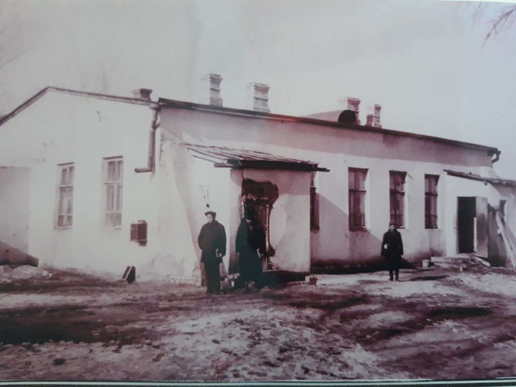 C:\Users\Пользователь\Desktop\тарих колледж фото\dq2dHUoTSk4.jpg