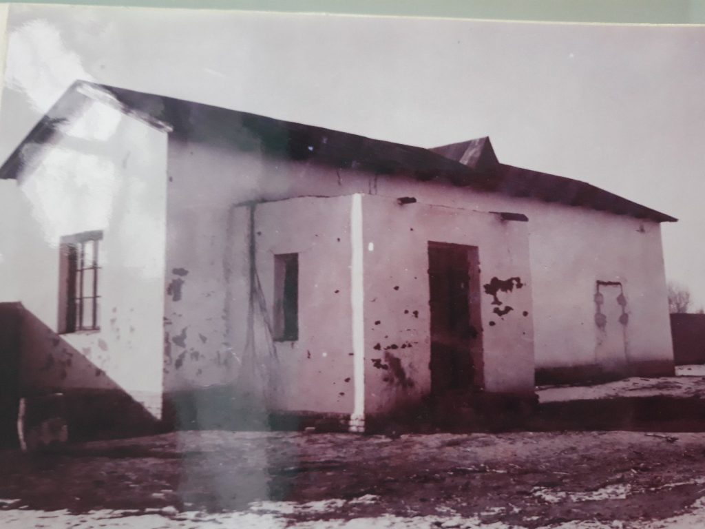 C:\Users\Пользователь\Desktop\тарих колледж фото\JH0vLOxGw3Y.jpg