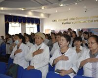 Сегодня в Кызылординском медицинском колледже по случаю 25 октября Дня Республики состоялось торжественное собрание <<НАЦИОНАЛЬНЫЙ ПРАЗДНИК НАЧИНАЕМ В СТРАНЕ! >>.