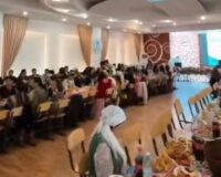 ҚЫЗЫЛОРДА МЕДИЦИНАЛЫҚ ЖОҒАРЫ КОЛЛЕДЖІНІҢ ҰЖЫМЫ ҚАСИЕТТІ ОРАЗА АЙЫМЕН ҚАТАР КЕЛГЕН НАУРЫЗ МЕРЕКЕСІН ЕРЕКШЕ АТАП ӨТТІ. МЕРЕКЕ ҚҰТТЫ БОЛСЫН!